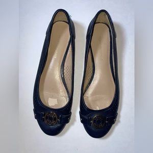 Tommy Hilfiger flats.                                   Size: 8
